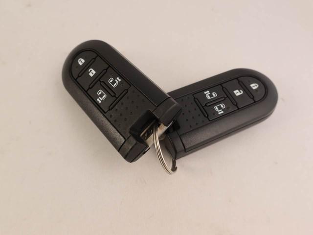 ムーヴキャンバス ＧメイクアップＶＳ　ＳＡＩＩＩ　ワンオーナー　衝突回避支援ブレーキ　車線逸脱警報　バックカメラ　ナビ　ドライブレコーダー　ＥＴＣ　両側電動スライドドア　キーフリー　プッシュスタート　ＬＥＤヘッドランプ　アイドリングストップ（8枚目）