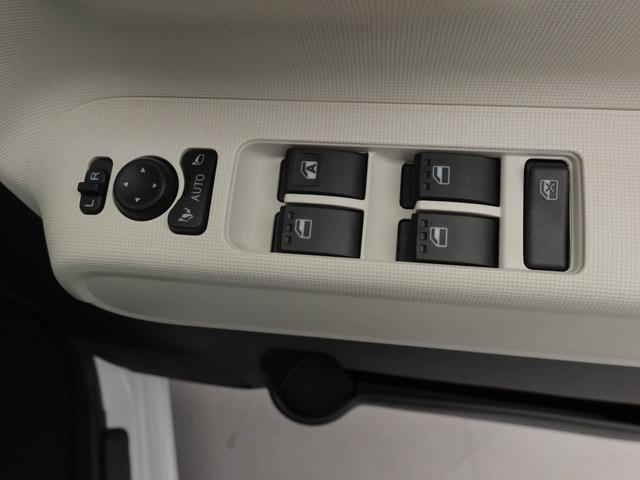 ムーヴキャンバス ストライプスＧターボ　ターボ　ワンオーナー　衝突回避支援ブレーキ　車線逸脱警報　バックカメラ　両側電動スライドドアキーフリープッシュスタート　ＬＥＤヘッドランプ　アイドリングストップ　エアバック　ＡＢＳ　ＣＶＴ（17枚目）