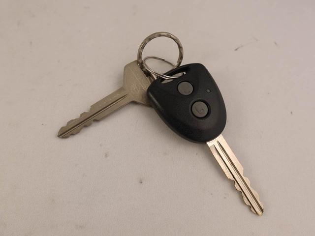 ムーヴ Ｌ　ＳＡ　ＣＤステレオ　キーレスエントリー　衝突軽減ブレーキ　アイドリングストップ　電動格納ドアミラー　パワステ　パワーウィンドウ　エアコン　盗難警報アラーム　運転席・助手席バニティミラー付きサンバイザー（8枚目）