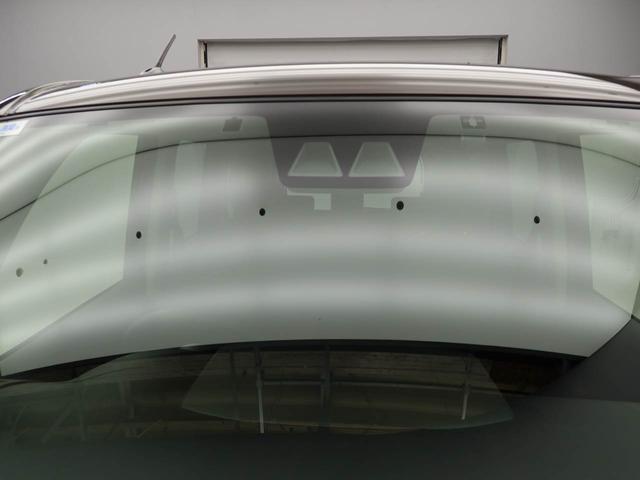 車だけではなく、歩行者との衝突回避もサポート。危険を検知し衝突の回避を支援したり、被害を軽減してくれます。