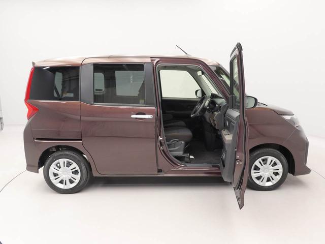 ドアの開閉域が広いので、乗り降りしやすいです♪