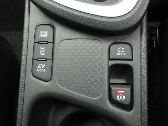 ヤリスクロス ハイブリッドＺ　全方位モニター　ナビ　ＥＴＣ　ナビ　テレビチューナー　バックカメラ　全方位モニター　キーフリー　イモビライザー　アイドリングストップ　ＥＴＣ　ハイブリッド車　アルミホイール　ＬＥＤヘッドライト　ワンオーナー　禁煙車（31枚目）