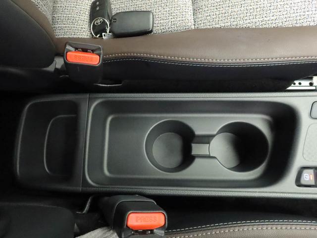 ヤリスクロス ハイブリッドＺ　全方位モニター　ナビ　ＥＴＣ　ナビ　テレビチューナー　バックカメラ　全方位モニター　キーフリー　イモビライザー　アイドリングストップ　ＥＴＣ　ハイブリッド車　アルミホイール　ＬＥＤヘッドライト　ワンオーナー　禁煙車（32枚目）