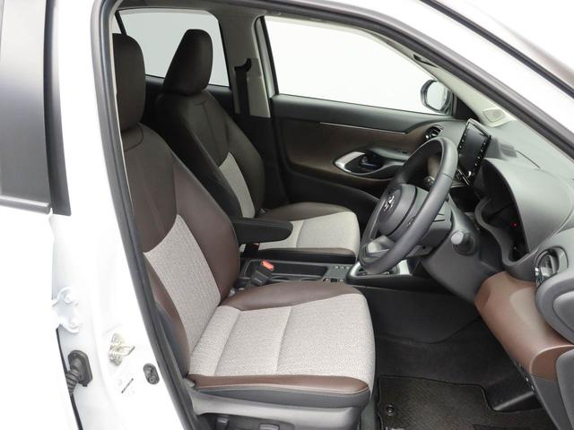 ヤリスクロス ハイブリッドＺ　全方位モニター　ナビ　ＥＴＣ　ナビ　テレビチューナー　バックカメラ　全方位モニター　キーフリー　イモビライザー　アイドリングストップ　ＥＴＣ　ハイブリッド車　アルミホイール　ＬＥＤヘッドライト　ワンオーナー　禁煙車（36枚目）