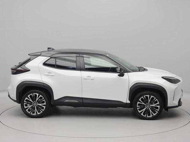 ヤリスクロス ハイブリッドＺ　全方位モニター　ナビ　ＥＴＣ　ナビ　テレビチューナー　バックカメラ　全方位モニター　キーフリー　イモビライザー　アイドリングストップ　ＥＴＣ　ハイブリッド車　アルミホイール　ＬＥＤヘッドライト　ワンオーナー　禁煙車（66枚目）