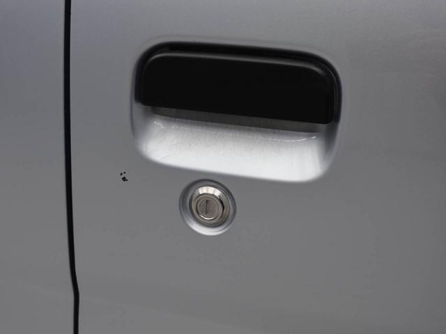 ハイゼットカーゴ デラックスＳＡＩＩＩ　エアコン　パワステ　パワーウィンドウ　ＡＢＳ　エアバック　キーレス（13枚目）