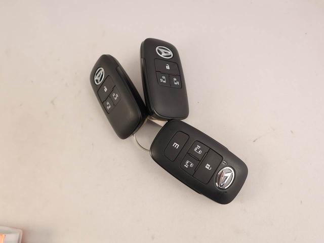 タント カスタムＲＳ　エアコン　パワステ　パワーウィンドウ　ＡＢＳ　エアバック　キーレス（8枚目）