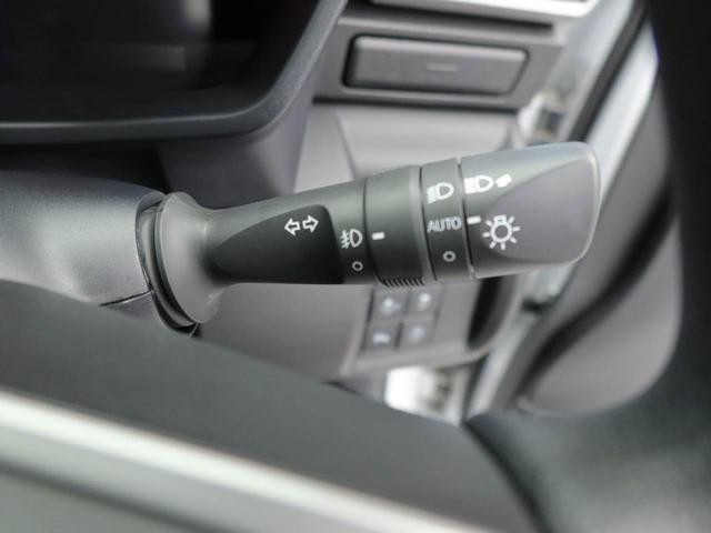 �����ۏؕt�т��Ē������ƂŒʏ�P�N�̊�{�ۏ؂̂Ƃ���A��{�ۏ؂ƍ��킹�Ĕ[�Ԃ��Œ��R�N�Ԃ̕ۏ؂�t�т��邱�Ƃ��ł��܂��B���q�l�̒��ÎԂɑ΂���s���������ł��邩���H���Ђ����k�������B