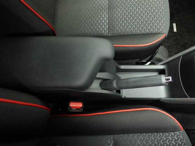 �������_�t���N���W�b�g�͂R�̏��������I�𒸂��܂���ڂ����́A�X�^�b�t�܂ł��C�y�ɂǂ����B