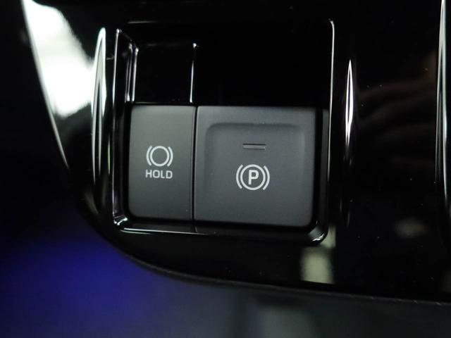 �w�悾���ő��삪�ł���u�d���p�[�L���O�u���[�L�v���ځB�I�[�g���[�h�̏ꍇ�A�V�t�g���u�o�v�����W�ɂ���Ǝ����Ńp�[�L���O�u���[�L���쓮���܂��B�܂��A�N�Z���𓥂ނƎ������������ׁA���i���X���[�Y�ł��B