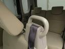 当社は購入後のアフターケアを大切にしております。納車後、1ヶ月無料点検、半年ごとにあんしん点検、12ヶ月法定点検の誘致をします。また車検までの点検をセットにした『ワンダフルパスポート』を販売中です。