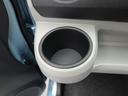 【カップホルダー】エアコン吹き出し口下部に設置されていますので使いやすさバッチリ!助手席から手の届くちょうどの位置です!