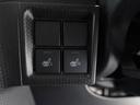 【シートヒーター】運転席と助手席をそれぞれ独立して操作できるため、座る人と室内温度にあわせた快適なシート温度が得られます♪