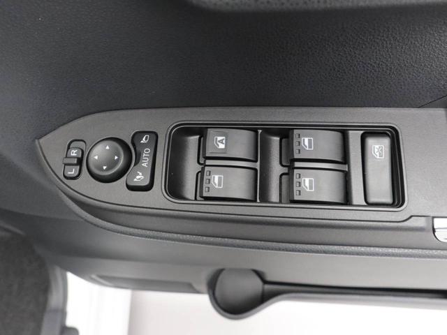 タント カスタムＲＳ　両側電動スライドドア　オーディオレス　バックカメラ　アルミホイール　アイドリングストップ　プッシュスタート　エアバック　ＡＢＳ　ＣＶＴ　キーフリー（20枚目）
