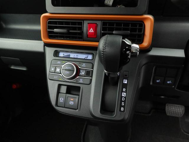 タント ファンクロスターボ　電動パーキングブレーキ・オートブレーキホールド機能・運転席＆助手席シートヒーター・コーナーセンサー・オーディオレス・バックカメラ・オートエアコン（6枚目）