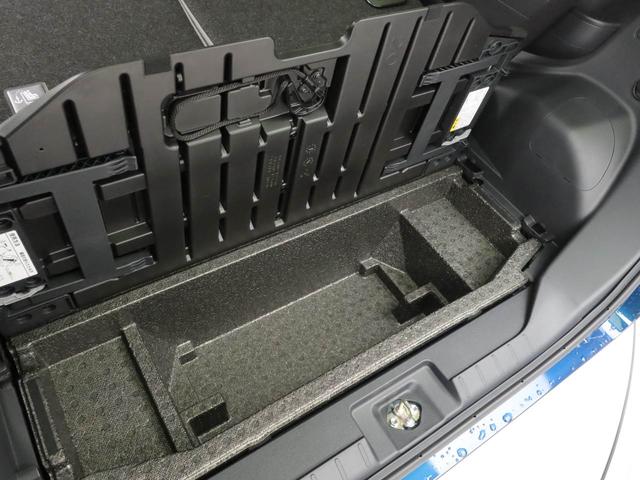 タント Ｘ　両側電動スライドドア　ＬＥＤヘッドライト　バックカメラ　運転席・助手席シートヒーター　アイドリングストップ　プッシュスタート　エアバック　ＡＢＳ　ＣＶＴ　キーフリー（16枚目）