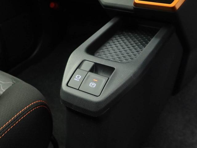 タフト Ｇ　ＬＥＤヘッドライト　オーディオレス　アルミホイール　アイドリングストップ　プッシュスタート　エアバック　ＡＢＳ　ＣＶＴ　キーフリー（6枚目）