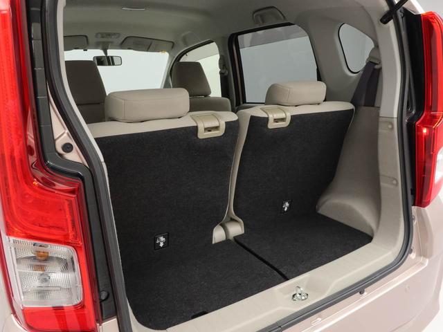 座り心地良好な後席です！　長い間同じ体勢で居るのって大変ですよね。　長く座っているものだから、リラックスできるシートがいいですよね。