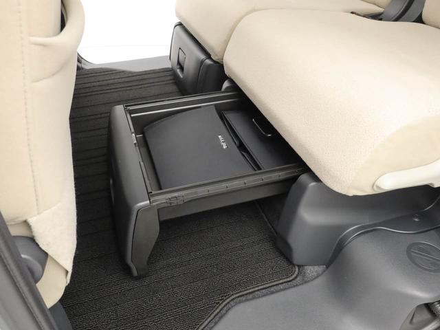 ムーヴキャンバス ＧメイクアップＶＳ　ＳＡＩＩＩ　ナビ　ドライブレコーダー　ＴＶ　ＥＴＣ　バックカメラ　全方位モニタ　両側電動スライドドア　ＬＥＤヘッドライト　アイドリングストップ　プッシュスタート　エアバック　ＡＢＳ　ＣＶＴ　キーフリー（11枚目）