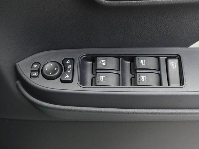 タント X 両側電動スライドドア オーディオレス バックカメラ アイドリングストップ プッシュスタート エアバック ABS CVT キーフリー(17枚目)