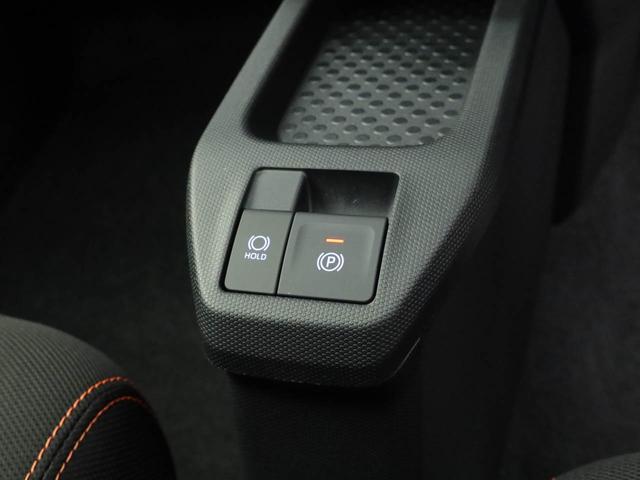 電動パーキングブレーキ搭載！指先だけで簡単に操作可能♪オートブレーキホールド搭載！信号待ちなどでブレーキを踏んで停車した時にブレーキペダルから足を離してもブレーキを保持するので安心です♪