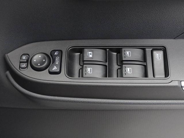 タント カスタムX LEDヘッドライト バックカメラ 両側電動スライドドア(17枚目)