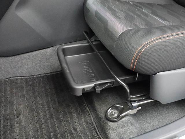 タフト Ｇターボ　ターボ　ＬＥＤ　ナビ　ＥＴＣ　バックカメラ　ワイヤレス充電器（11枚目）