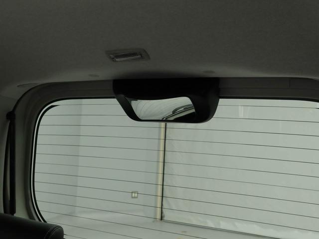 ��ގ��Ɏԗ��̌�둤�����j�^�[��ʂɕ\�����܂��B�Ԍɓ���ȂǂŃo�b�N����ۂɌ���m�F���ł��ĕ֗��ł��B�Ԍɓ��ꂪ���Ȑl������ň��S�B