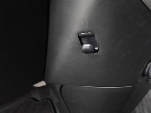 タンク カスタムＧ　Ｓ　ナビ　ドライブレコーダー　ＥＴＣ　ＴＶ　バックカメラ　アルミホイール　両側電動スライドドア　アイドリングストップ　プッシュスタート　エアバック　ＡＢＳ　ＣＶＴ　キーフリー（26枚目）