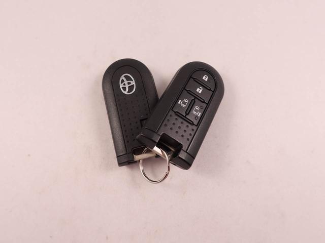 タンク カスタムＧ　Ｓ　ナビ　ドライブレコーダー　ＥＴＣ　ＴＶ　バックカメラ　アルミホイール　両側電動スライドドア　アイドリングストップ　プッシュスタート　エアバック　ＡＢＳ　ＣＶＴ　キーフリー（49枚目）