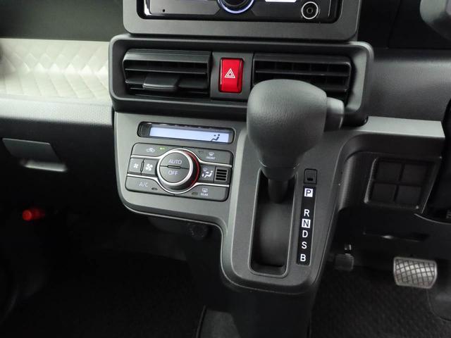 タント Ｘスペシャル　ＣＤチューナー　両側スライドドア　アイドリングストップ　ＬＥＤヘッドライト　プッシュスタート　エアバック　ＡＢＳ　ＣＶＴ　キーフリー（5枚目）