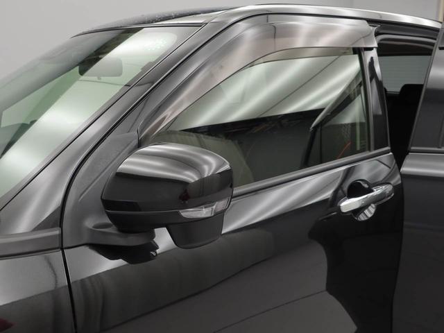 外装は、専任のスタッフが真心込めて丁寧にワックス磨きをしておりますので、ピカピカに仕上がっております。輝きに自信があります。