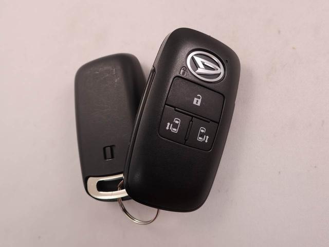 �J�o����|�P�b�g�ɓ��ꂽ�܂܂ł��h�A�̎{���E�������\�ȃX�}�[�g�L�[�𑕔��B�G���W���̃I���E�I�t�����J�M�����o���K�v����������Ƃ��Ă��֗��ł���