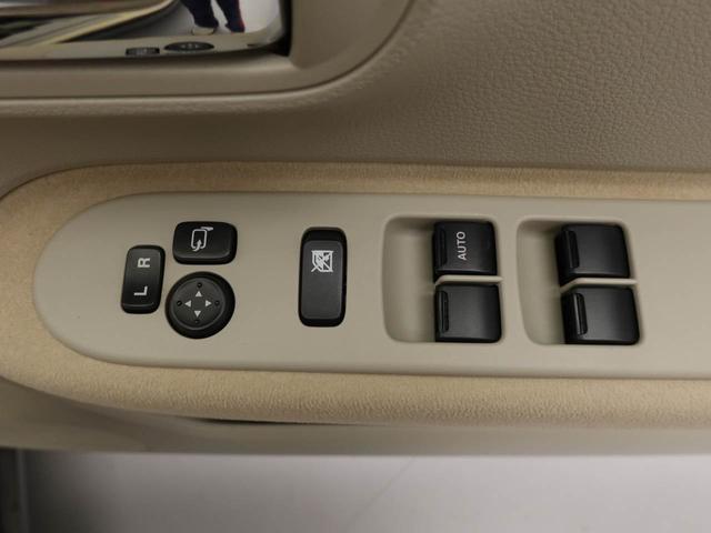 アルトラパン Ｘ　ワンオーナー　ナビゲーション　プッシュスタートシステム（18枚目）