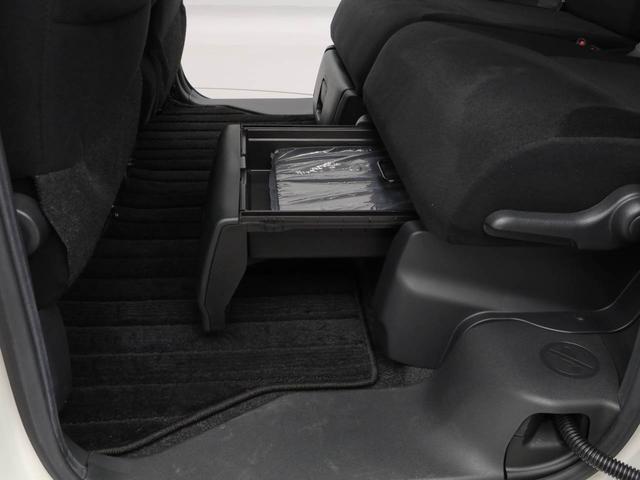 ムーヴキャンバス Ｇブラックインテリアリミテッド　ＳＡＩＩＩ　ナビ　ＥＴＣ　ドライブレコーダー　ＴＶ　バックカメラ　全方位モニタ　両側電動スライドドア　ＬＥＤヘッドライト　アイドリングストップ　プッシュスタート　エアバック　ＡＢＳ　ＣＶＴ　キーフリー（11枚目）