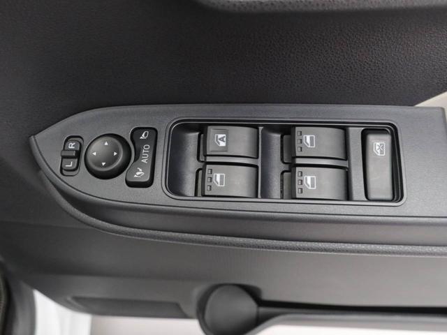 タント Ｘ　キーフリー　両側電動スライドドア　ＬＥＤヘッドライト（18枚目）