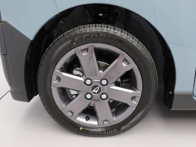 ���̒��ÎԂ̓��[���N���[�j���O���{�H�����ēW�����Ă���܂��B���q�l���C�����悭�h���C�u���Ē�����悤�Ɉ���䒚�J�ɍ�Ƃ��Ă��܂��I����X���ɂĂ��m�F���������B