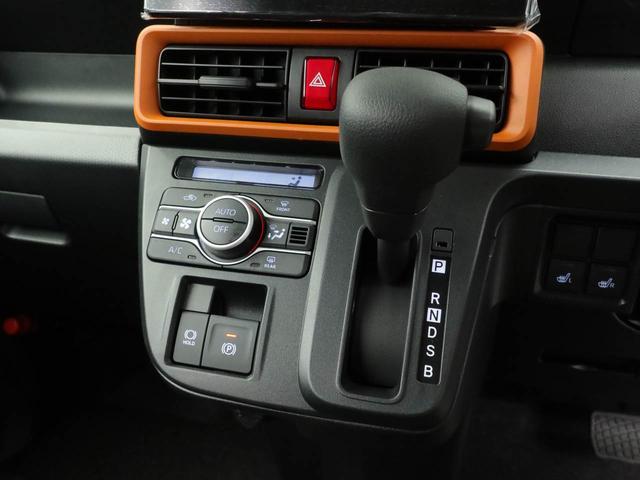 タント ファンクロス　電動パーキングブレーキ・オートブレーキホールド機能・運転席＆助手席シートヒーター・コーナーセンサー・９インチナビディスプレイオーディオ・バックカメラ・両側パワースライドドア・オートエアコン（4枚目）