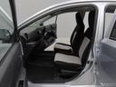 掘り込みしきインパネドリンクホルダーで ホールド感バッチリ!! 運転席側にも同じものがついてます