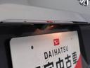 納車前に12ヶ月点検・エンジンオイル交換・ バッテリー交換・ワイパーゴム交換・キーレス、キーフリーの電池交換を実施しております。ダイハツの整備士がきっちりと点検したお車をお届けいたします!