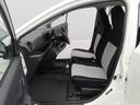 当社では全車、納車前にサービス工場で12ヶ月点検相当の整備を実施しております。そこで確認された不具合箇所は修理しておりますのでご安心下さい。