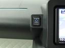 【USB/HDMI入力端子】HDMI規格のデータ入力端子、デジタル機器をつないで高画質、高品質データを車の中で楽しむことができます。USBポートは給電・データ入力に対応しています