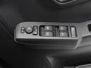 当社では全車、納車前にサービス工場で12ヶ月点検相当の整備を実施しております。そこで確認された不具合箇所は修理しておりますのでご安心下さい。