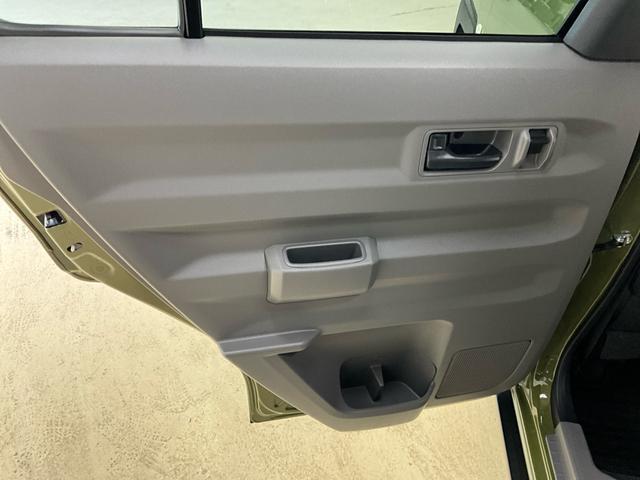タフト Ｇ　クロムベンチャー　ＬＥＤヘッドライト　バックカメラ　オーディオレス　バックカメラ　電動パーキングブレーキ　キーフリーシステム　プッシュスタートスイッチ　オートライト　オートハイビーム　オートエアコン　ＬＥＤヘッドライト　ＬＥＤフォグランプ（33枚目）