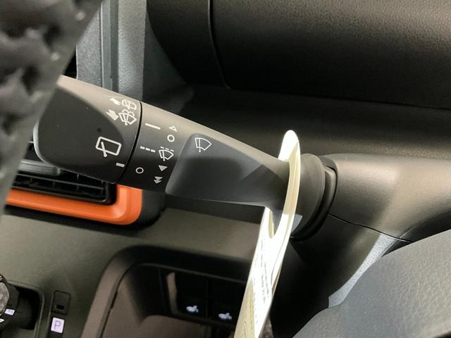 タント ファンクロスターボ　ワンオーナー　電動スライド　ＬＥＤヘッド　ターボ　ワンオーナー　後席両側電動スライドドア　ＬＥＤヘッドライト　シートヒーター　高年式　低走行　被害軽減ブレーキ　最新スマートアシスト　オートライト　カーペットマット付（11枚目）