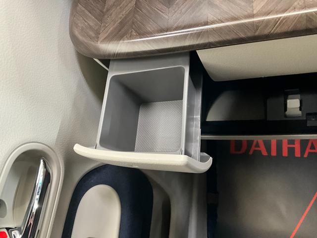 アルトラパン モード　ナビ　バックカメラ　ＥＴＣ　シートヒーター　キーフリ　ナビ　バックカメラ　ＥＴＣ　シートヒーター　アイドリングストップ　プッシュボタンスタート　キーフリー　ベンチシート　オートエアコン　オートライト　アルミホイール　ＬＥＤヘッドランプ　デュアルエアバッグ（14枚目）