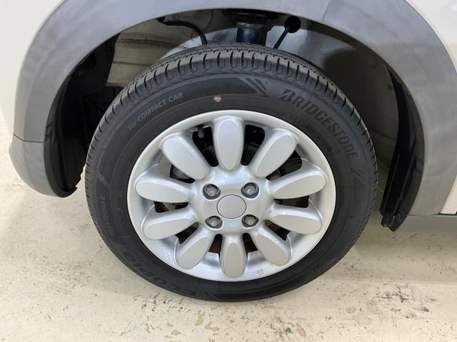 アルトラパン モード　ナビ　バックカメラ　ＥＴＣ　シートヒーター　キーフリ　ナビ　バックカメラ　ＥＴＣ　シートヒーター　アイドリングストップ　プッシュボタンスタート　キーフリー　ベンチシート　オートエアコン　オートライト　アルミホイール　ＬＥＤヘッドランプ　デュアルエアバッグ（46枚目）