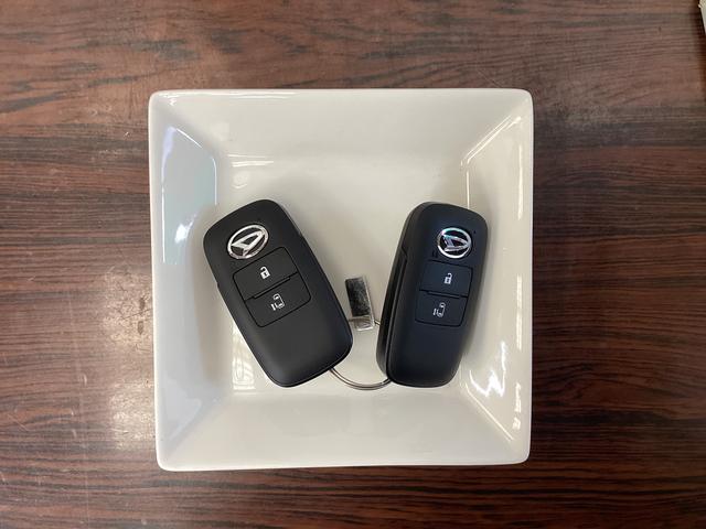 タント Ｘ　届出済み未使用車　片側電動スライドドア　シートヒーター　片側電動スライドドア　前後コーナーセンサー　前席シートヒーター　電子パーキング　オートブレーキホールド　ＵＳＢチャージャー　オートマチックハイビーム　ＬＥＤヘッドライト　スマートキー　プッシュスタート（11枚目）