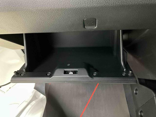 ハイゼットトラック ジャンボスタンダード　４ＷＤ　ＡＭ／ＦＭチューナー　ＡＢＳ　ジャンボ　スタンダード　４ＷＤ　ＡＭ／ＦＭチューナー　ＡＢＳ　被害軽減ブレーキ　代車　ワンオーナー　高年式　低走行　運転席助手席エアバッグ（9枚目）