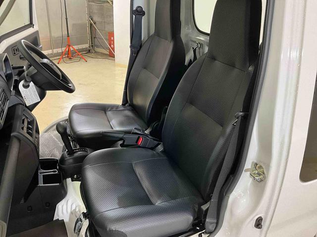 ハイゼットトラック ジャンボスタンダード　４ＷＤ　ＡＭ／ＦＭチューナー　ＡＢＳ　ジャンボ　スタンダード　４ＷＤ　ＡＭ／ＦＭチューナー　ＡＢＳ　被害軽減ブレーキ　代車　ワンオーナー　高年式　低走行　運転席助手席エアバッグ（18枚目）
